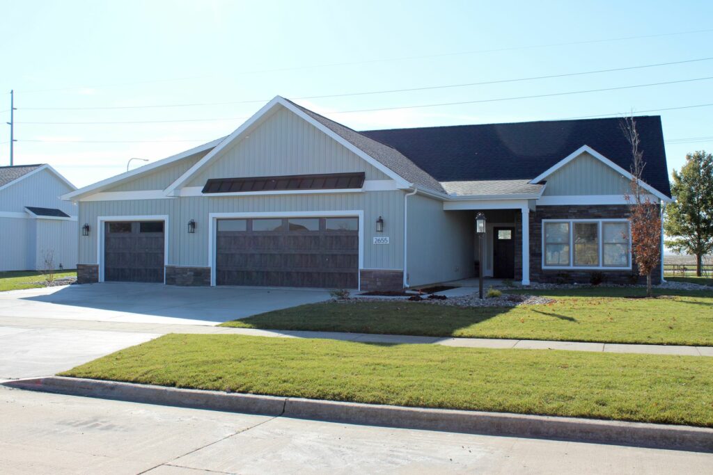 Photo of 2655 Muirfield Place